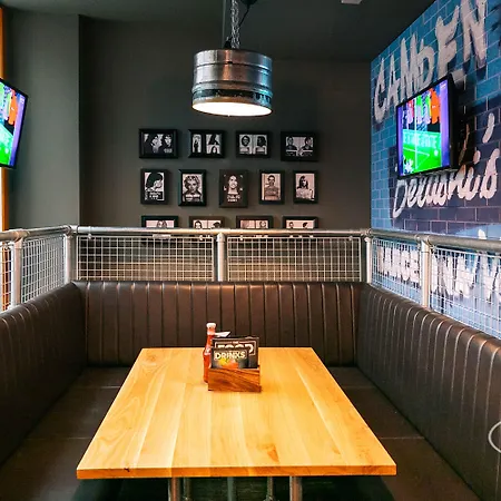 St Christopher's - Mitte Appartamento *