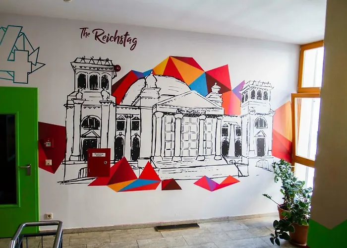 St Christopher's - Mitte *