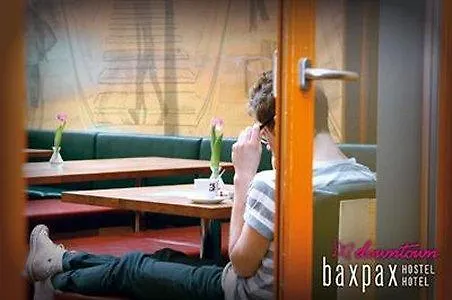 St Christopher's - Mitte *