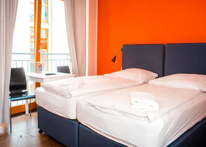 St Christopher's - Mitte ברלין